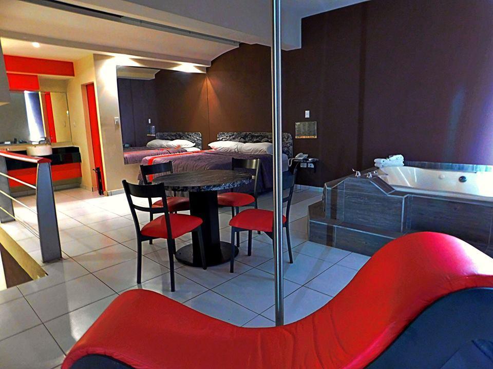 Motel California Norte Chihuahua Eksteriør bilde